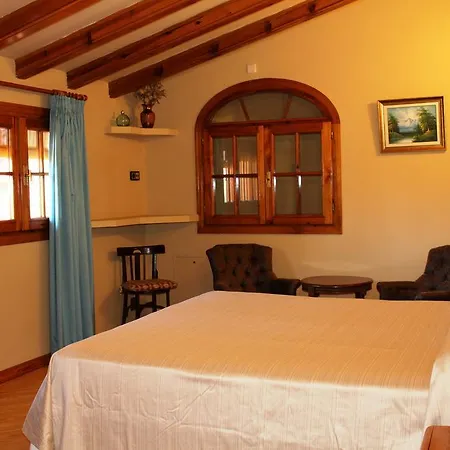 Turisticos Y Suites El Nogal Apartament Segowia