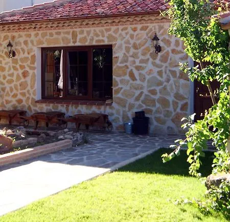Turisticos Y Suites El Nogal Apartment Segovia
