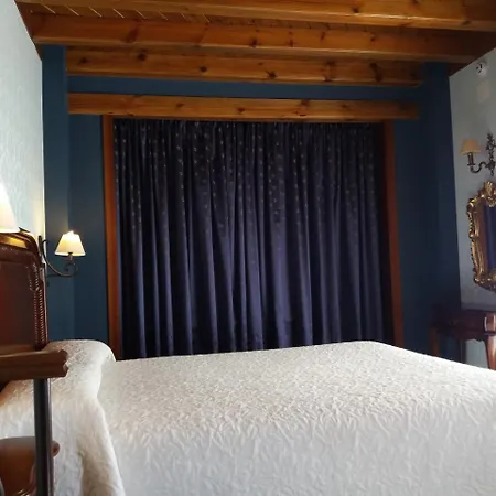 Turisticos Y Suites El Nogal *