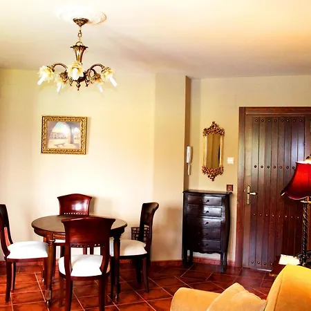 Turisticos Y Suites El Nogal Apartament