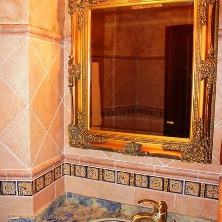 Turisticos Y Suites El Nogal Apartament